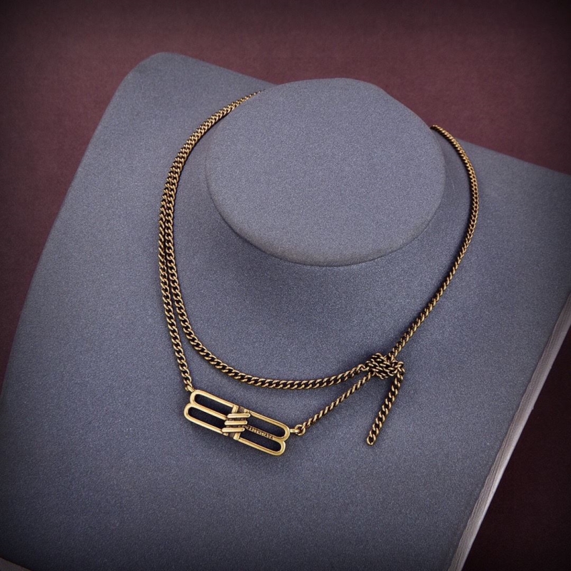 Ba1en*iaga necklaces